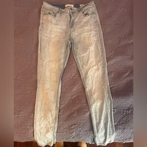 BULLHEAD Light Wash Skinny Jeans
